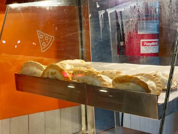 Best Countertop Pizza Warmers for Small Businesses