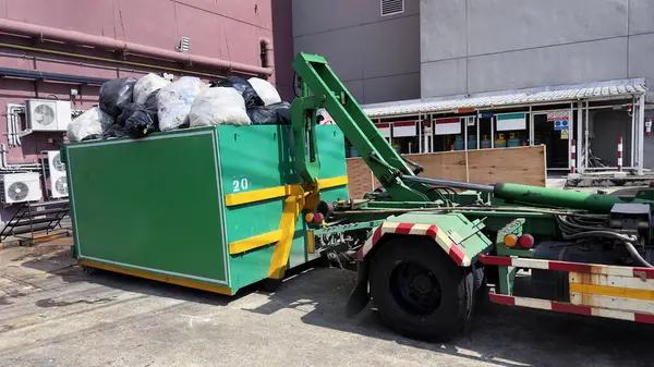 Simplify Your Move with Convenient Same-Day Junk Removal Services